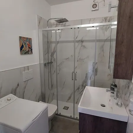 Apartment Easy